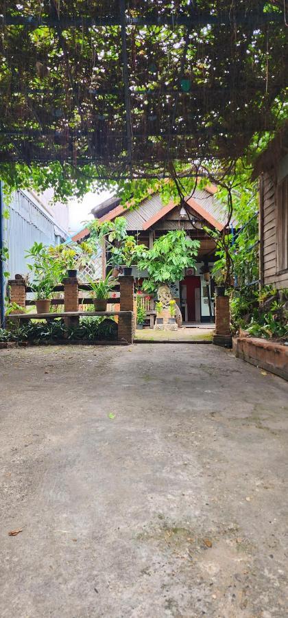 Cozy Nest Cnx Vandrehjem Chiang Mai Eksteriør billede
